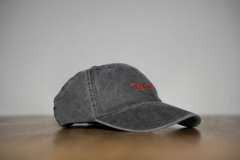 Dad Cap vintage grau mit roter Mottostickerei